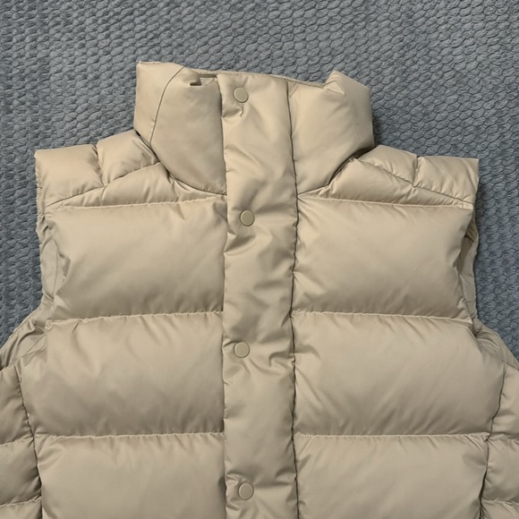 Lululemon Men’s Wunder Puff Vest - Picture 5 of 9